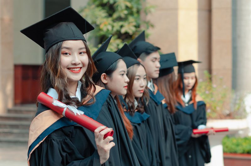 Sinh viên Viện đào tạo Quốc tế